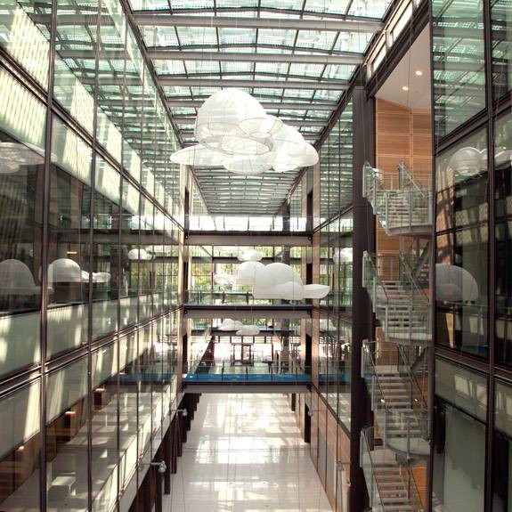 View of the Taylor Commons atrium inside the Frick Chemistry Lab.